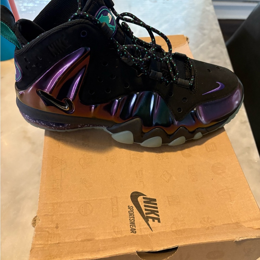 Nike Black and Iridescent Purple Sneakers